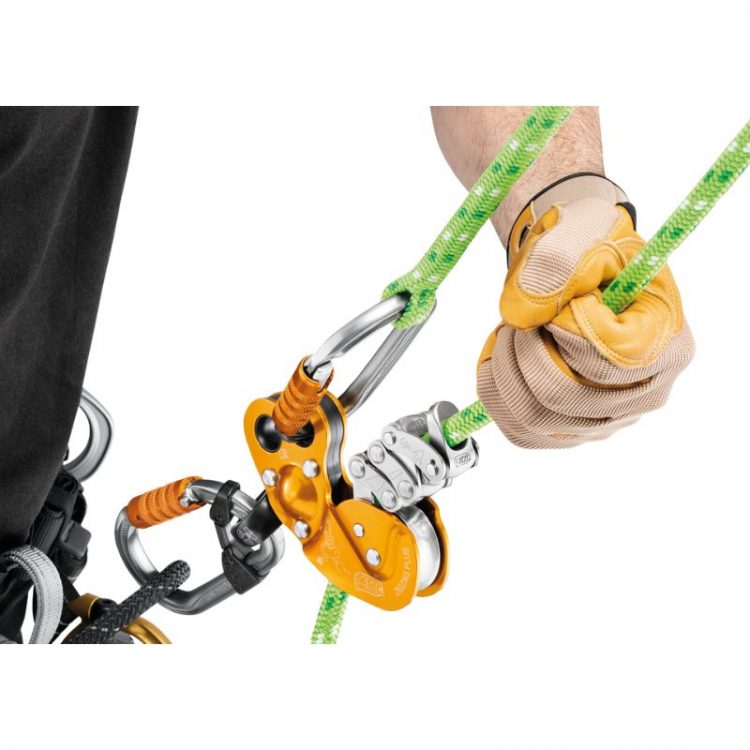 descendeur petzl pour élagage